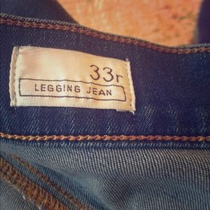 Legging Jeans + Sweater